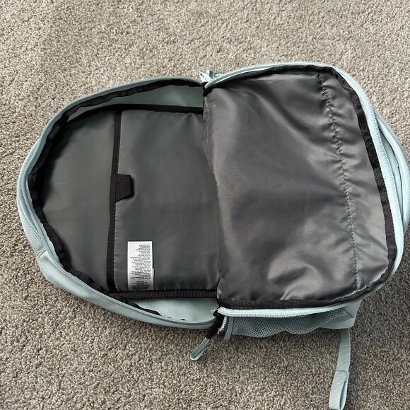the north face ice blue jester backpack ❄️ - Picture 10 of 16
